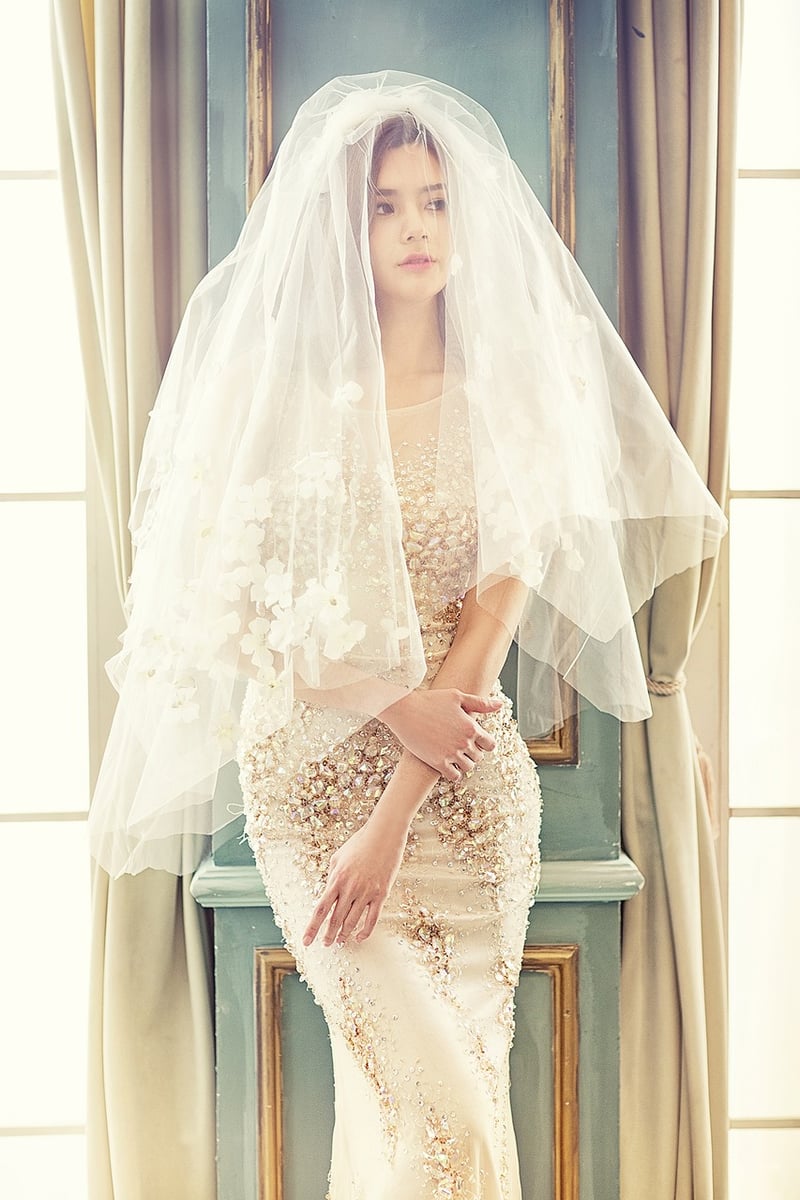 Blusher Veil